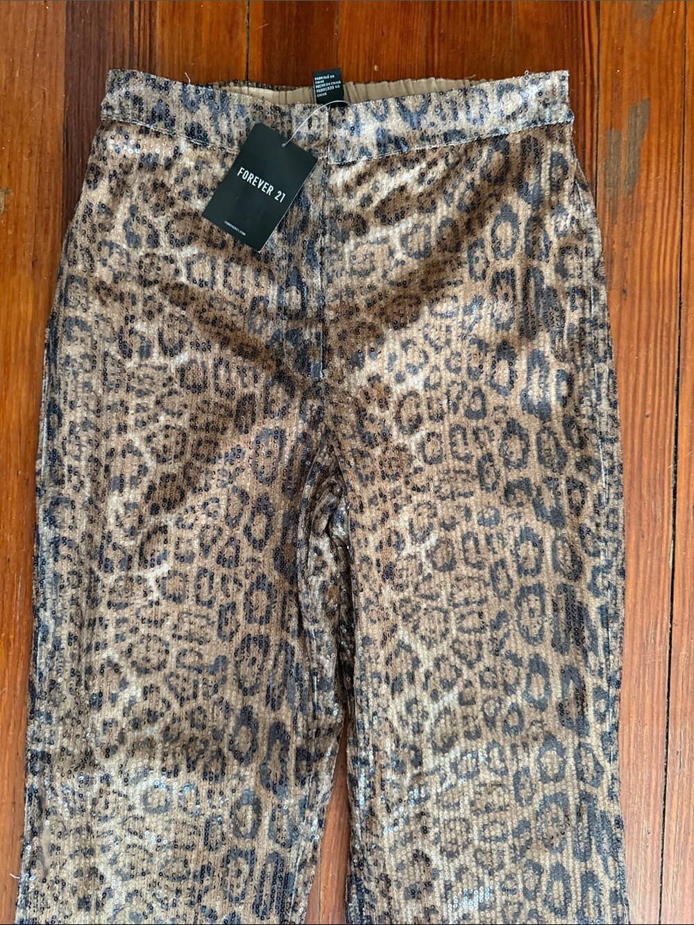 New with tags Forever 21 Leopard-Print Sequin Flare Pants Size Small - Picture 2 of 7